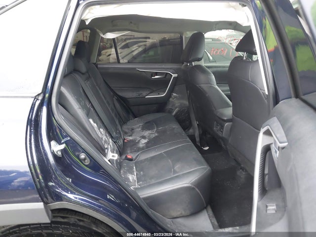 2T3A1RFV0SW513594 Toyota Rav4 Xle Premium