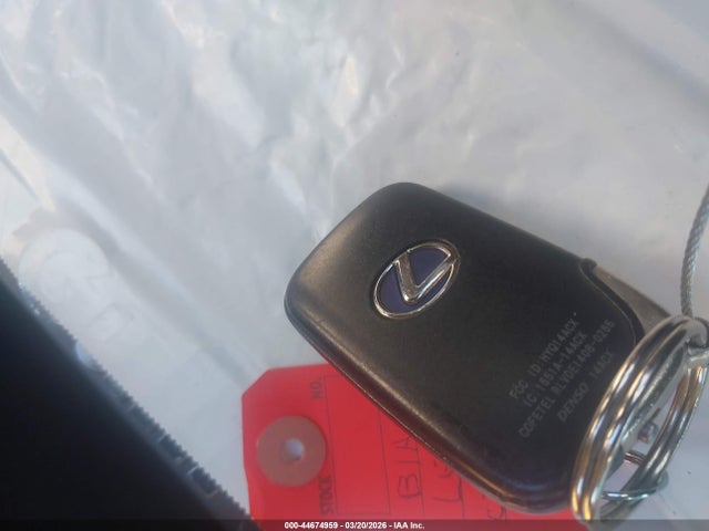 JTHKD5BHXF2245591 Lexus CT 200H