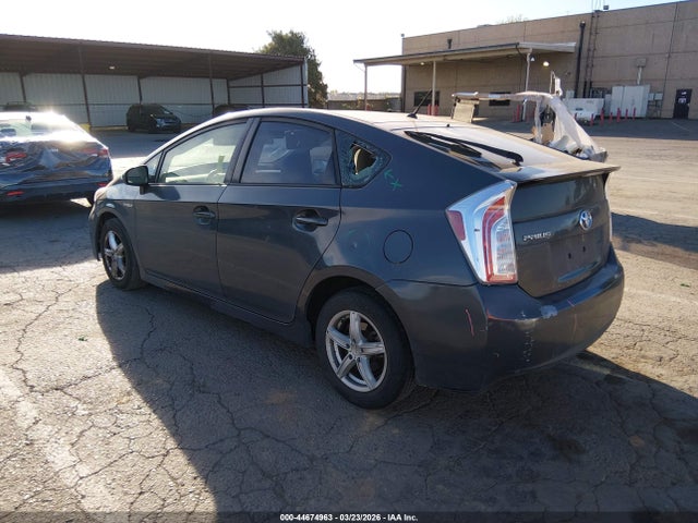 JTDKN3DU2E1757816 Toyota Prius Two