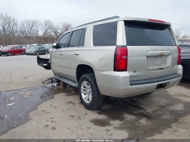 2015 Chevrolet Tahoe Ls მანქანა იყიდება აუქციონზე, vin: 1GNSCAKC5FR130817, აუქციონის ნომერი: 44674967