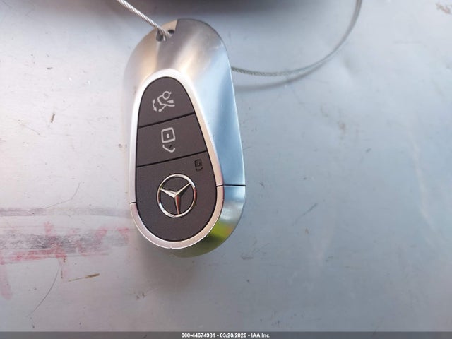 44674981 :رقم المزاد ، W1KAF4HB4SR298590 vin ، 2025 Mercedes-benz C 300 مزاد بيع