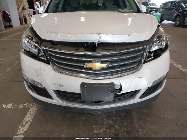 1GNKVHKD9GJ112879 Chevrolet Traverse 2lt