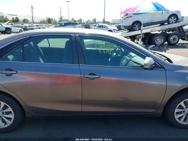 4T4BF1FK3GR569872 Toyota CAMRY LE