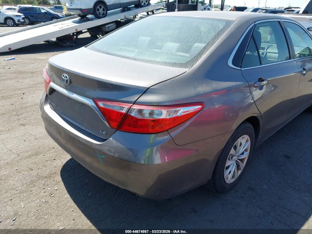 Toyota CAMRY LE 2016 4T4BF1FK3GR569872 Image 4