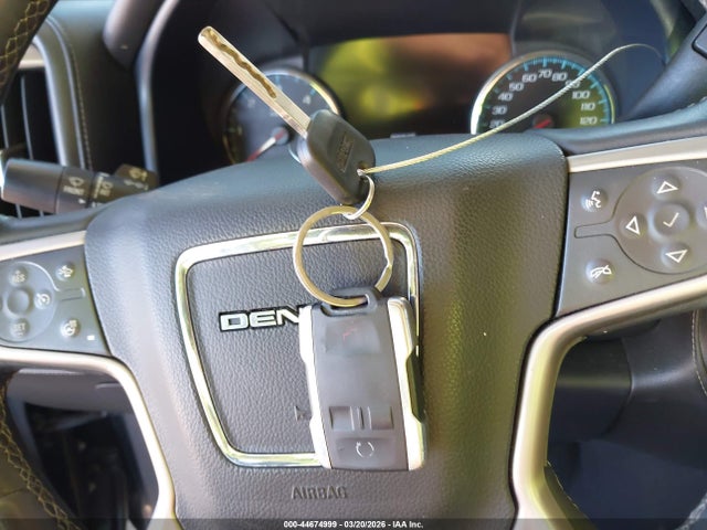 Продаж на аукціоні авто 2018 Gmc Sierra 1500 Denali, vin: 3GTU2PEJ5JG214825, номер лоту: 44674999
