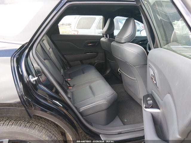 JTDACAAJ8S3001357 Toyota Crown Signia Xle