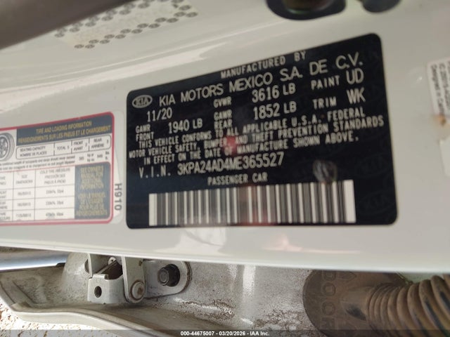 3KPA24AD4ME365527 KIA RIO S