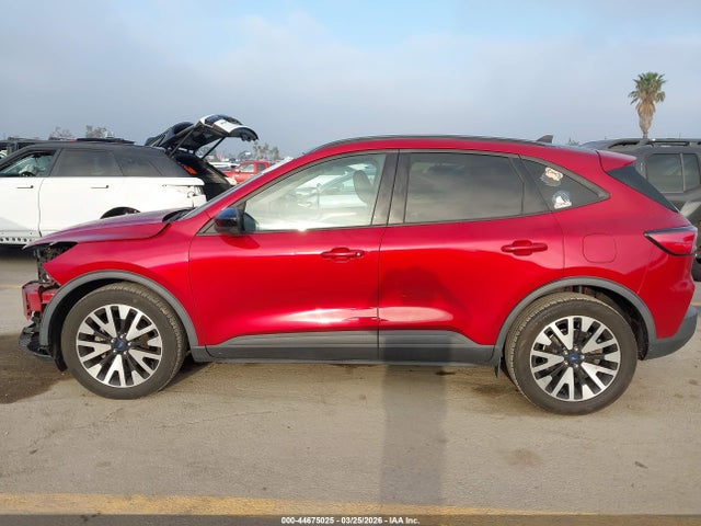 1FMCU0BZ9LUB79094 Ford Escape Se Sport Hybrid