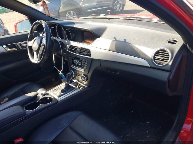 Продажа на аукционе авто 2014 Mercedes-benz C 300 Sport 4matic, vin: WDDGF8AB1ER313028, номер лота: 44675027
