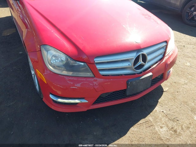 Продажа на аукционе авто 2014 Mercedes-benz C 300 Sport 4matic, vin: WDDGF8AB1ER313028, номер лота: 44675027