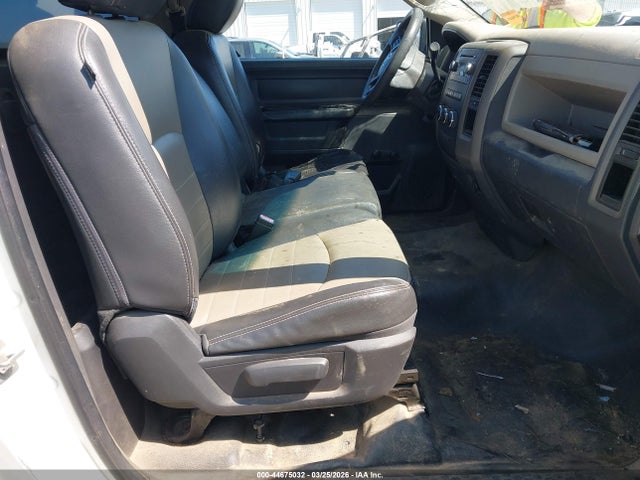 44675032 :رقم المزاد ، 3C6JD6ATXCG183368 vin ، 2012 Ram 1500 St مزاد بيع