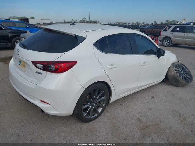 2018 Mazda Mazda3 Touring მანქანა იყიდება აუქციონზე, vin: 3MZBN1L39JM244389, აუქციონის ნომერი: 44675061