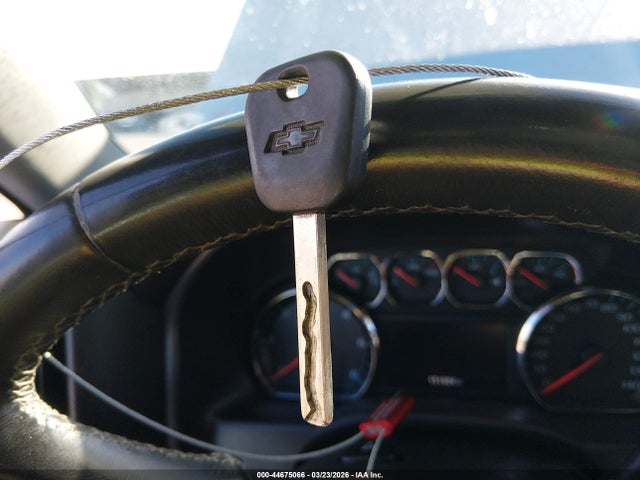 1GCVKREC2FZ351374 Chevrolet Silverado 1500 1lt