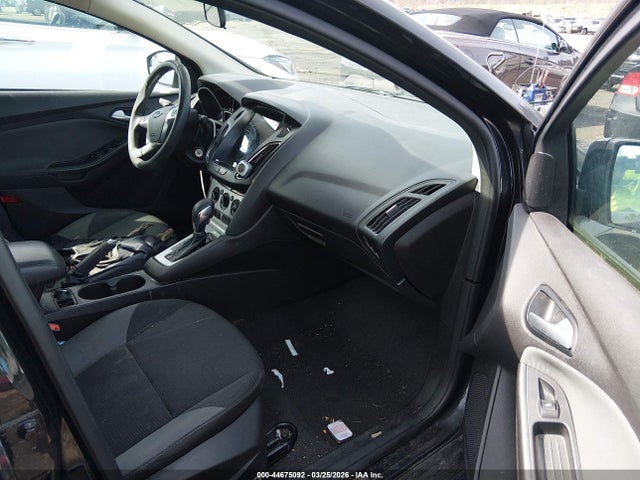 1FADP3F26EL151833 Ford FOCUS SE