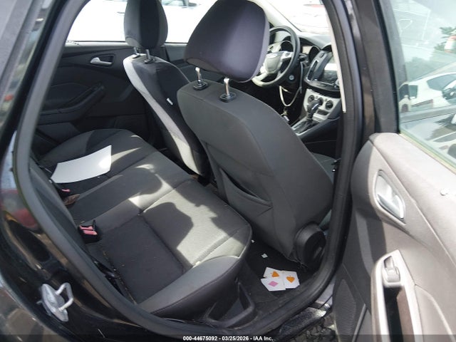 1FADP3F26EL151833 Ford FOCUS SE