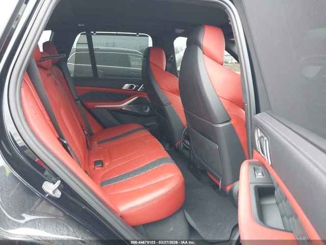 44675103 :رقم المزاد ، 5YMJU0C01N9J62542 vin ، 2022 Bmw X5 M مزاد بيع