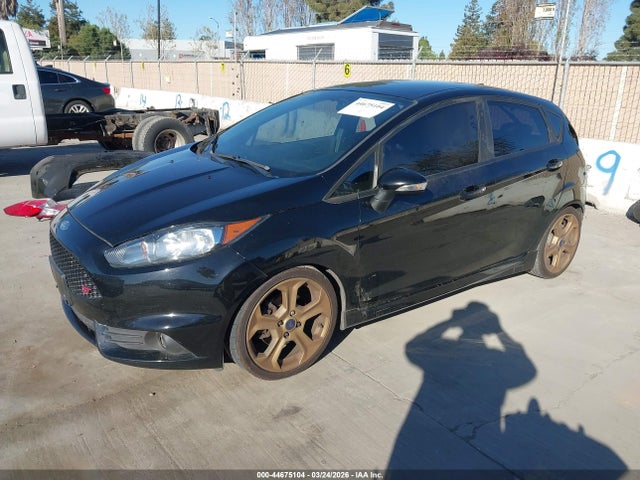 Ford FIESTA ST 2017 3FADP4GX5HM121712 Image 2
