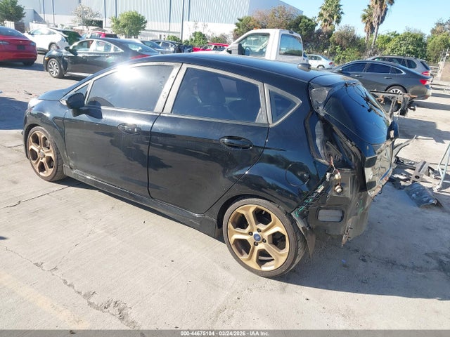 Ford FIESTA ST 2017 3FADP4GX5HM121712 Image 3