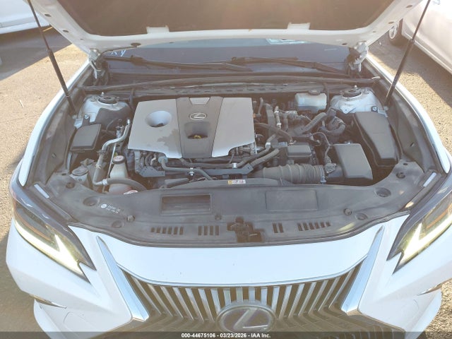 2019 Lexus Es 300h Ultra Luxury მანქანა იყიდება აუქციონზე, vin: JTHB21B11K2035716, აუქციონის ნომერი: 44675106