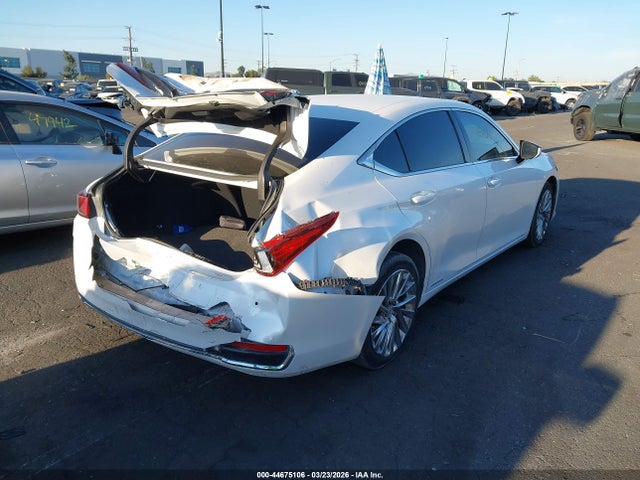 2019 Lexus Es 300h Ultra Luxury მანქანა იყიდება აუქციონზე, vin: JTHB21B11K2035716, აუქციონის ნომერი: 44675106