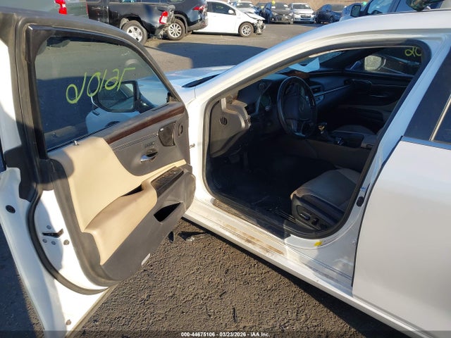 2019 Lexus Es 300h Ultra Luxury მანქანა იყიდება აუქციონზე, vin: JTHB21B11K2035716, აუქციონის ნომერი: 44675106