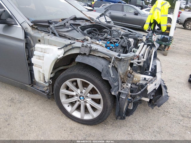44675112 :رقم المزاد ، WBA5B3C56ED292646 vin ، 2014 Bmw 535i Xdrive مزاد بيع