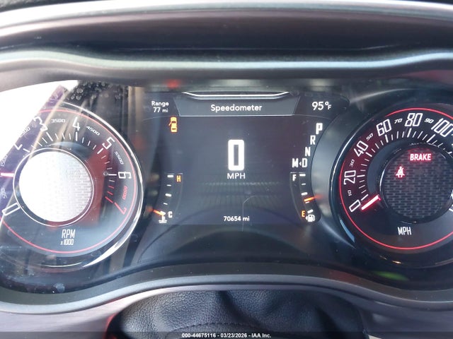 44675116 :رقم المزاد ، 2C3CDZAG6JH334696 vin ، 2018 Dodge Challenger Sxt Plus مزاد بيع