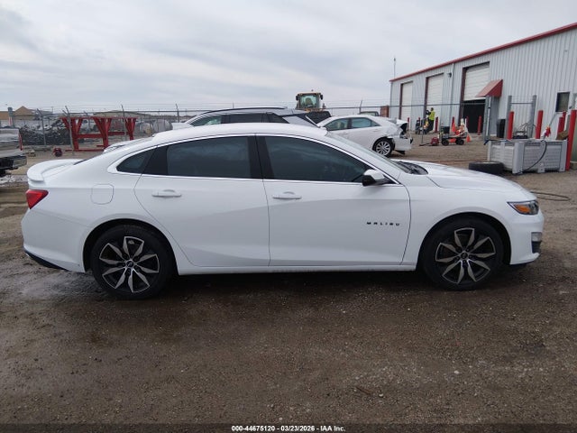 1G1ZG5ST8LF133915 Chevrolet Malibu Fwd Rs
