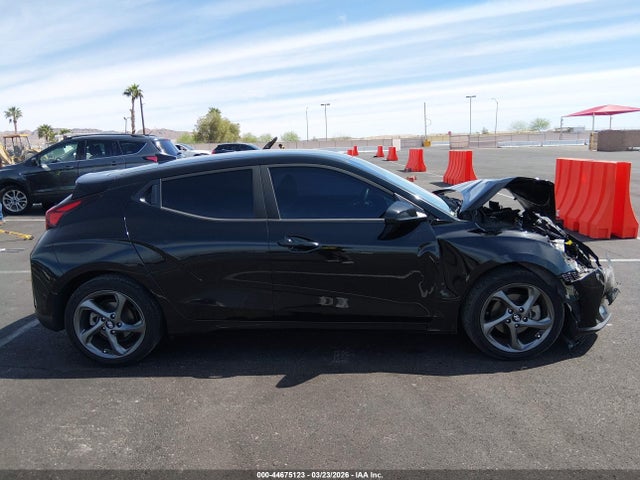 Продажа на аукционе авто 2020 Hyundai Veloster 2.0, vin: KMHTG6AF6LU020776, номер лота: 44675123