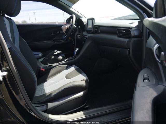 Продажа на аукционе авто 2020 Hyundai Veloster 2.0, vin: KMHTG6AF6LU020776, номер лота: 44675123