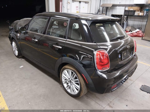 Mini Hardtop Cooper S 2016 WMWXU3C57G2B63187 Image 3