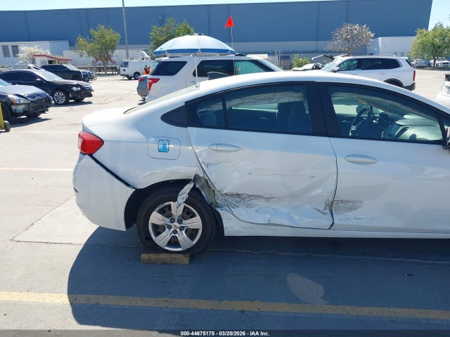 1G1BC5SM0J7131038 Chevrolet Cruze Ls Auto