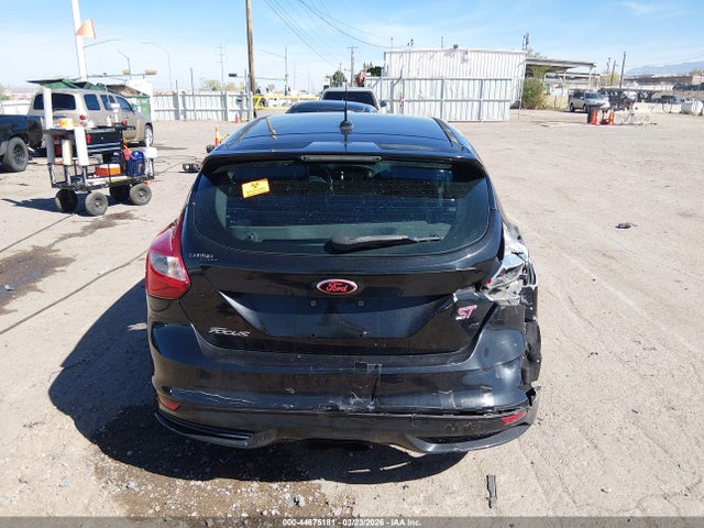 Ford FOCUS ST 2014 1FADP3L92EL243782 Image 16
