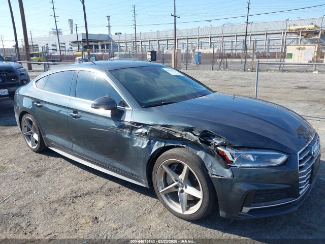 2018 Audi A5 2.0t Premium მანქანა იყიდება აუქციონზე, vin: WAUENCF52JA060236, აუქციონის ნომერი: 44675183
