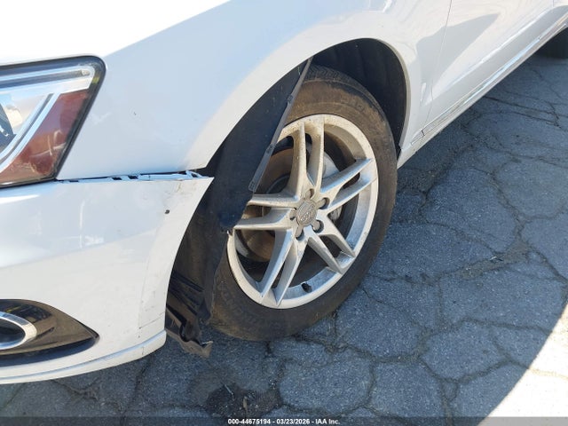 WA1LFAFP6FA097594 Audi Q5 2.0t Premium