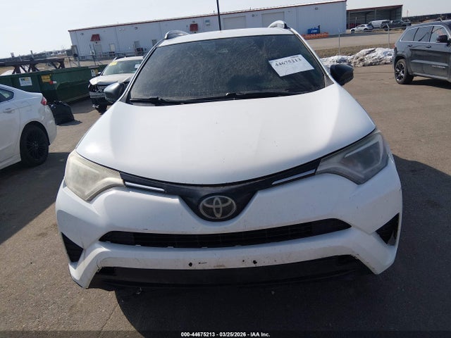 Toyota RAV4 LE 2017 JTMBFREV2HJ108271 Image 11