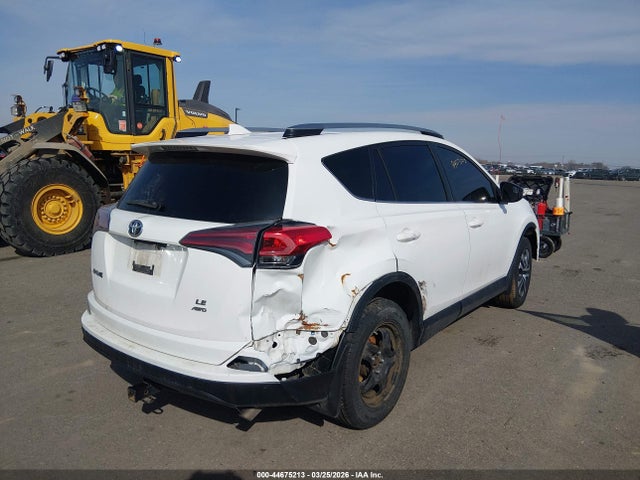 Toyota RAV4 LE 2017 JTMBFREV2HJ108271 Image 4