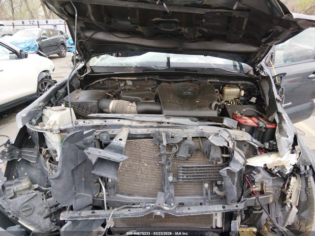 3TMCZ5AN9GM004064 Toyota Tacoma Trd Off Road