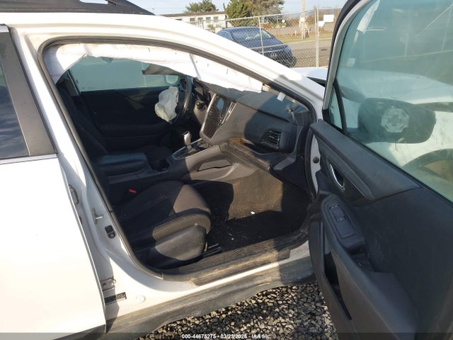 44675275 :رقم المزاد ، 4S4BTAFC7N3161194 vin ، 2022 Subaru Outback Premium مزاد بيع