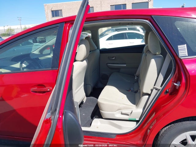 Toyota Prius V Three 2014 JTDZN3EU4E3335449 Image 8