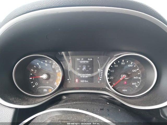44675311 :رقم المزاد ، 3C4NJCAB5LT134059 vin ، 2020 Jeep Compass Sport Fwd مزاد بيع