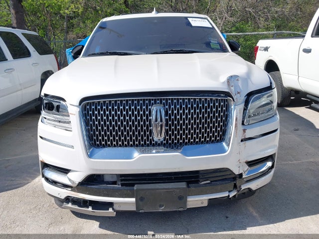 5LMJJ3LT0JEL04161 Lincoln Navigator L Reserve