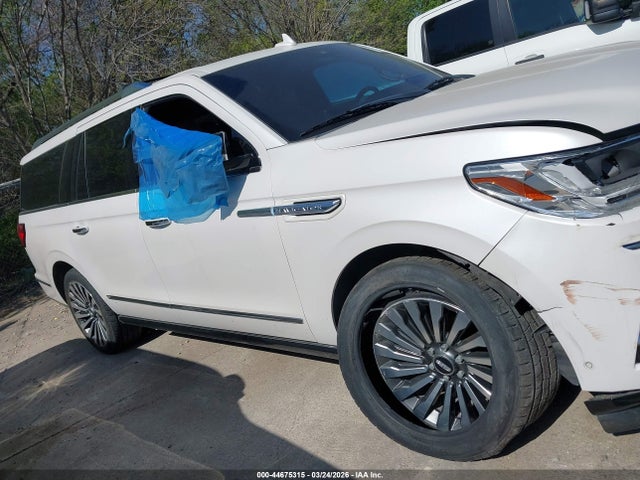 5LMJJ3LT0JEL04161 Lincoln Navigator L Reserve