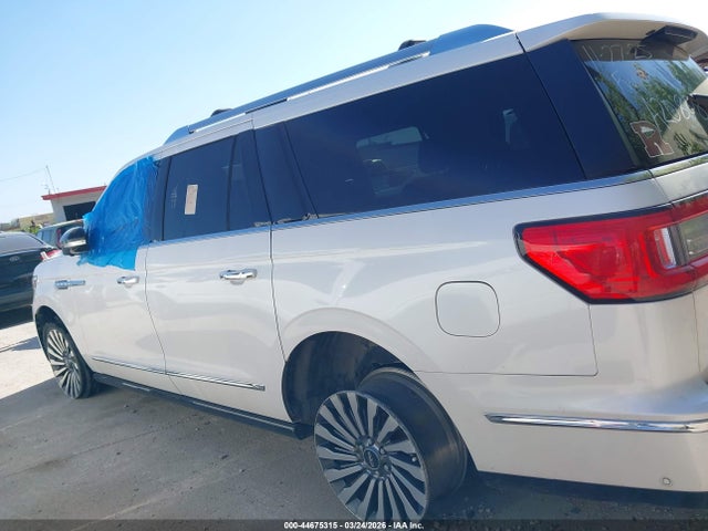5LMJJ3LT0JEL04161 Lincoln Navigator L Reserve