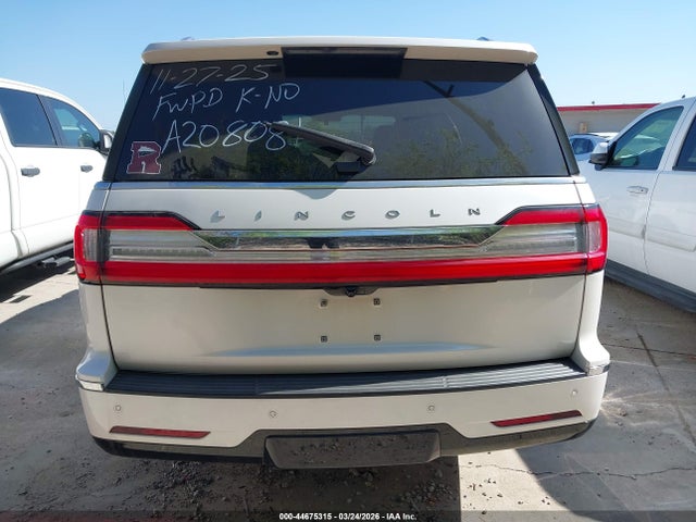5LMJJ3LT0JEL04161 Lincoln Navigator L Reserve