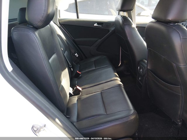 WVGBV7AX0HK053663 Volkswagen Tiguan 2.0t/2.0t S