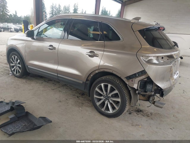 2019 LINCOLN MKC 5LMTJ3DHXKUL08633 Photo 2