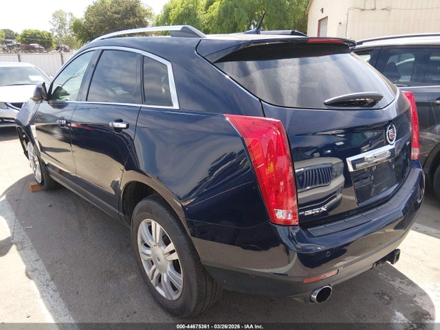 2011 CADILLAC SRX 3GYFNAEY2BS557160 Photo 2