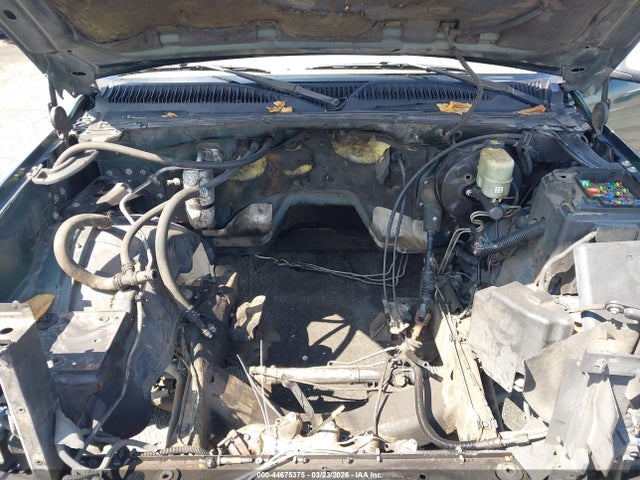 Aukcja sprzedaży 2002 Chevrolet Silverado 1500 Ls, vin: 2GCEC19V421317241, numer aukcji: 44675375