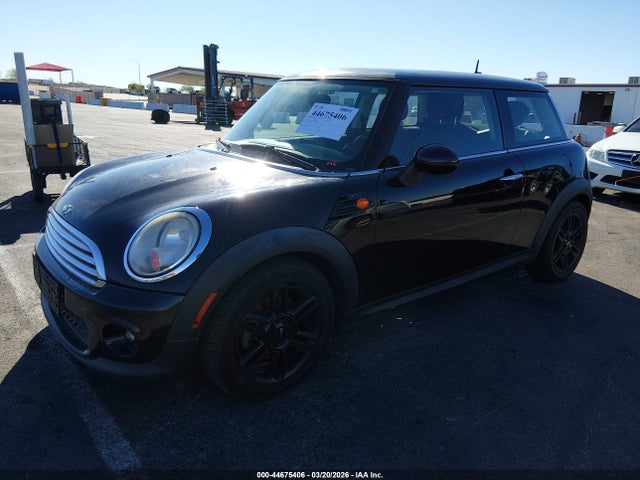 2012 MINI COOPER WMWSU3C59CT369106 Photo 1
